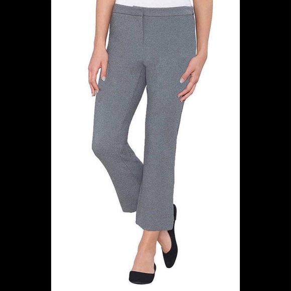 Max & Mia Denim - NWT Max & Mia Capri Dress Pull On Pants. Grey. M Max & Mia Denim - NWT Max & Mia Capri Dress Pull On Pants. Grey. M